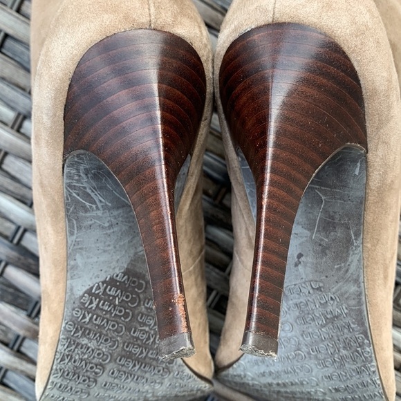 CALVIN KLEIN Sadee Suede Booties - Taupe - Picture 10 of 16